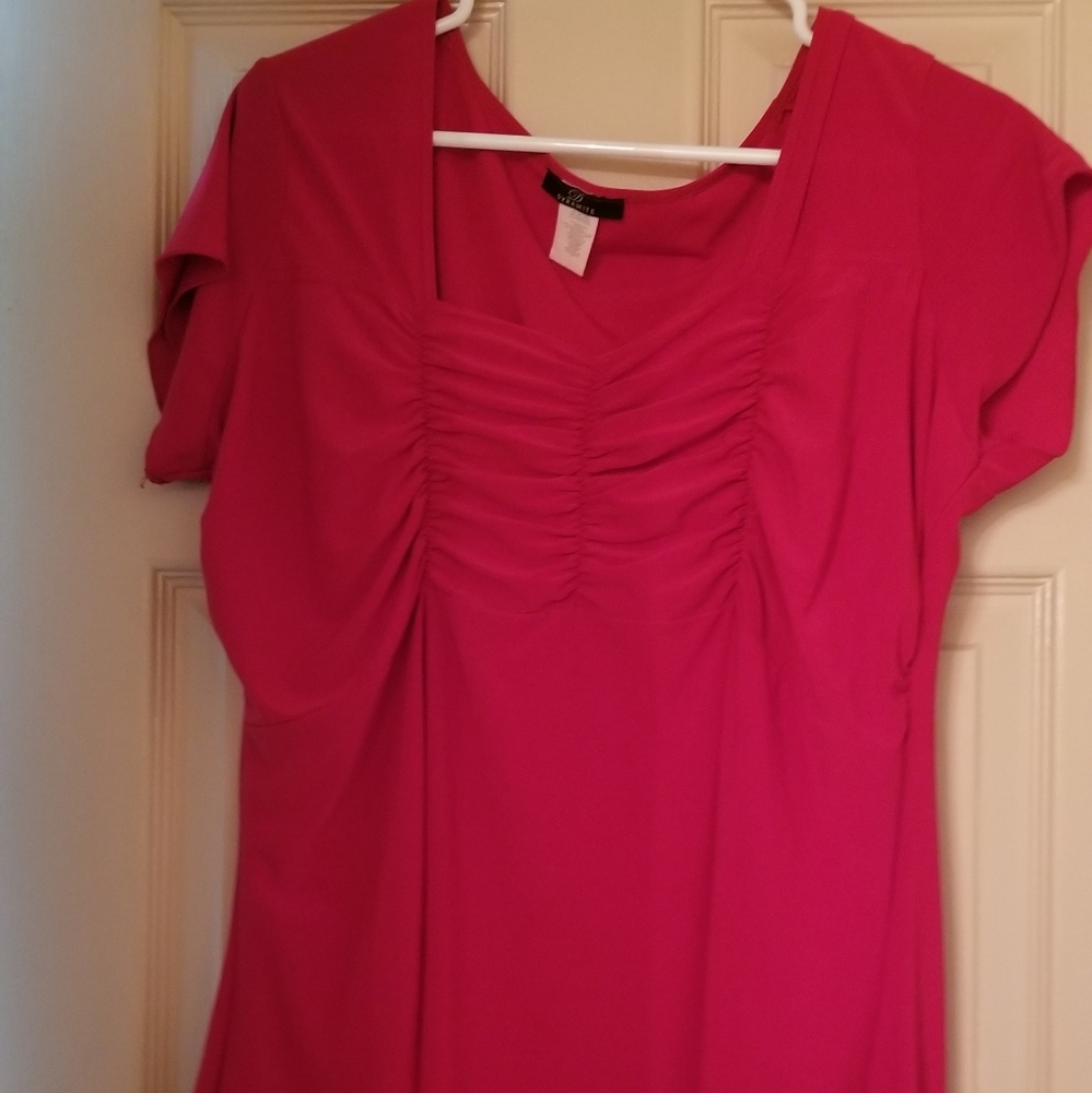 VINTAGE RED TOP